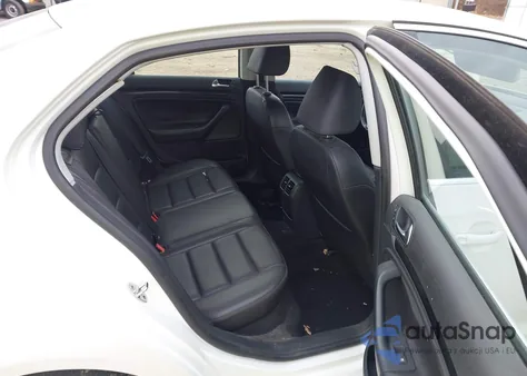 2010 Volkswagen Jetta Se из США, поврежденный, VIN 3VWRZ7AJ1AM030178